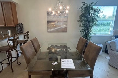 Снять в аренду кондоминиум в Брейдентон, Флорида 8 комнат, 120.4м2, № 1619072 - фото 5