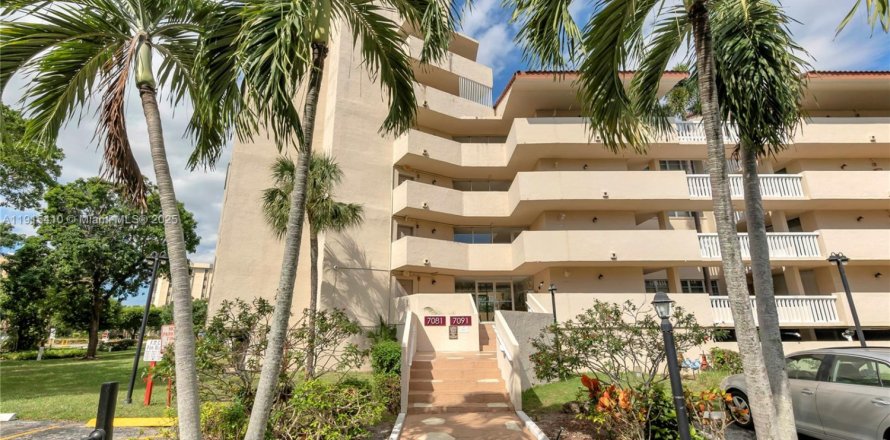 Condo à Lauderhill, Floride, 2 chambres  № 1971586