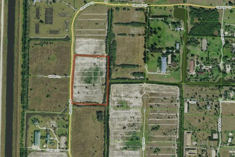 Land in Loxahatchee Groves, Florida № 912958 - photo 1