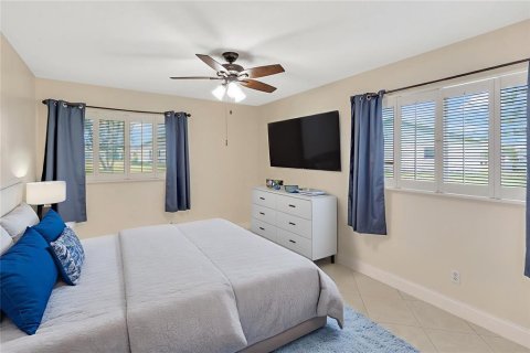 Condominio en venta en Sun City Center, Florida, 2 dormitorios, 91.42 m2 № 1900187 - foto 5