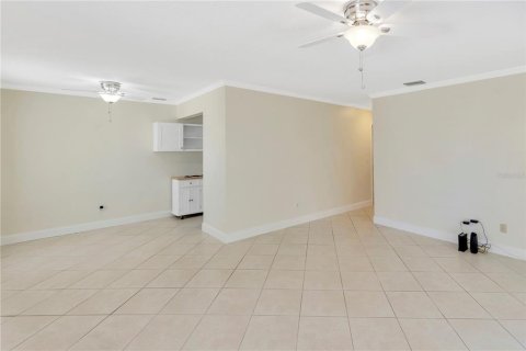 Condominio en venta en Sun City Center, Florida, 2 dormitorios, 91.42 m2 № 1900187 - foto 9
