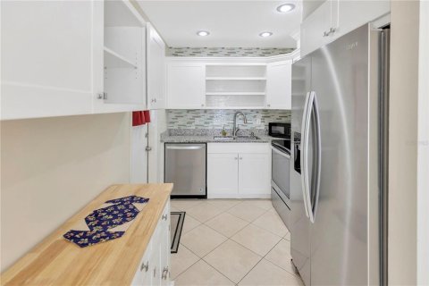 Condominio en venta en Sun City Center, Florida, 2 dormitorios, 91.42 m2 № 1900187 - foto 7
