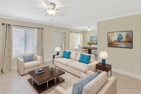 Condominio en venta en Sun City Center, Florida, 2 dormitorios, 91.42 m2 № 1900187 - foto 3