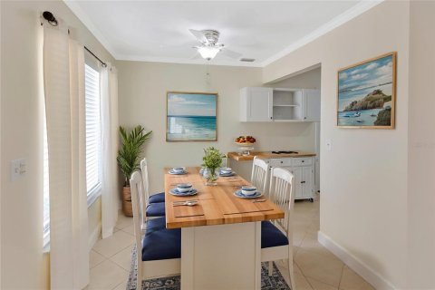 Condominio en venta en Sun City Center, Florida, 2 dormitorios, 91.42 m2 № 1900187 - foto 2