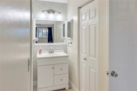 Condominio en venta en Sun City Center, Florida, 2 dormitorios, 91.42 m2 № 1900187 - foto 25