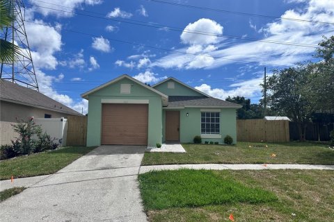 Casa en venta en Orlando, Florida, 3 dormitorios, 114.18 m2 № 1915742 - foto 1