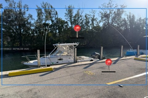 Condo in North Miami Beach, Florida, 2 bedrooms  № 2052831