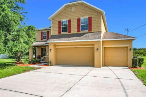 House in Winter Haven, Florida 5 bedrooms, 282.42 sq.m. № 2287954