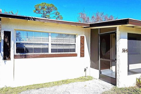 House in Pinellas Park, Florida 3 bedrooms, 99.03 sq.m. № 2411547 - photo 30