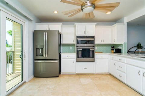 Adosado en venta en Treasure Island, Florida, 2 dormitorios, 141.21 m2 № 1644342 - foto 7