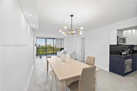 Copropriété à louer à Aventura, Floride: 2 chambres, 105.72 m2 № 2053958 - photo 5