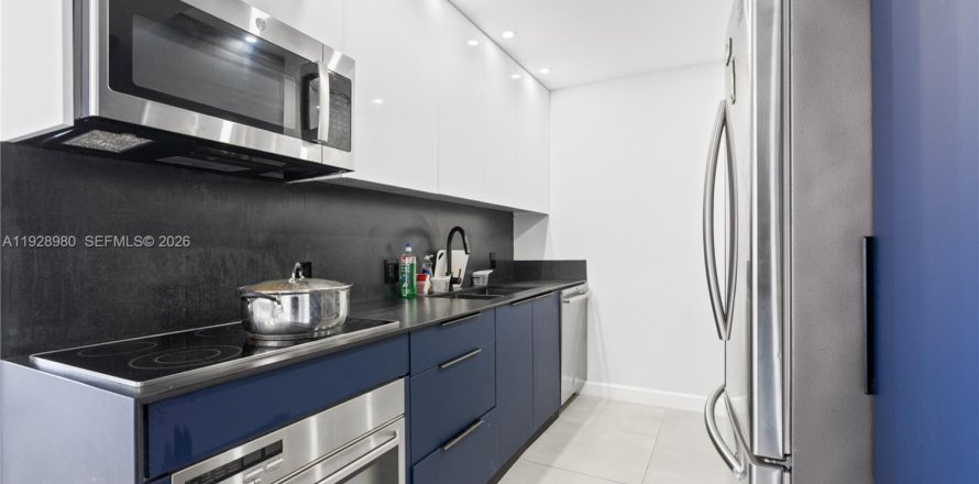 Condo à Aventura, Floride, 2 chambres  № 2053958