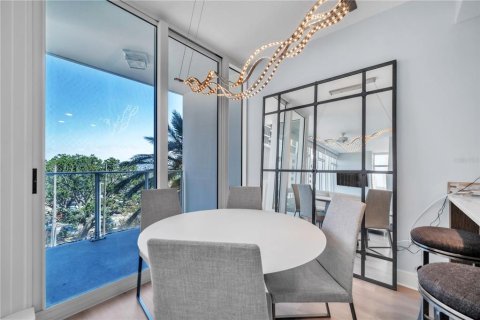 Copropriété à louer à Saint Petersburg, Floride: 1 chambre, 81.29 m2 № 1638082 - photo 14