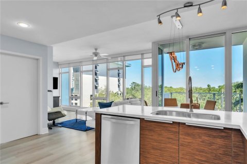 Copropriété à louer à Saint Petersburg, Floride: 1 chambre, 81.29 m2 № 1638082 - photo 7