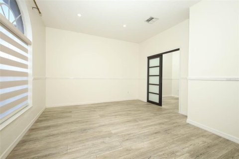 Casa en venta en Orlando, Florida, 3 dormitorios, 142.6 m2 № 2232637 - foto 3
