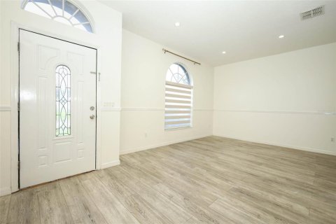 Casa en venta en Orlando, Florida, 3 dormitorios, 142.6 m2 № 2232637 - foto 2