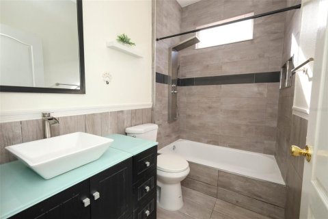 Casa en venta en Orlando, Florida, 3 dormitorios, 142.6 m2 № 2232637 - foto 19