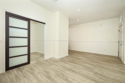 Casa en venta en Orlando, Florida, 3 dormitorios, 142.6 m2 № 2232637 - foto 4