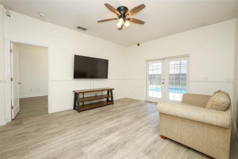 Casa en venta en Orlando, Florida, 3 dormitorios, 142.6 m2 № 2232637 - foto 10