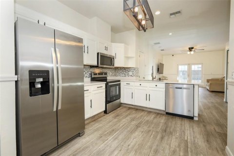 Casa en venta en Orlando, Florida, 3 dormitorios, 142.6 m2 № 2232637 - foto 6