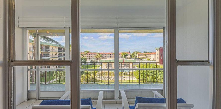 Condo in Deerfield Beach, Florida, 2 bedrooms № 2261499