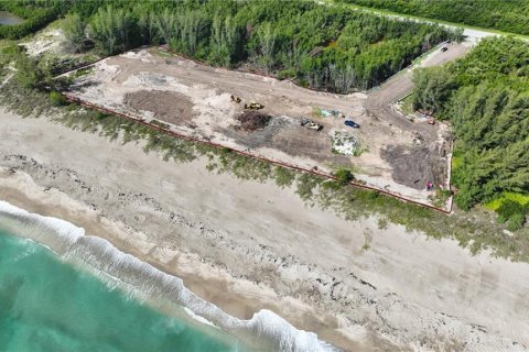 Commercial property in Hutchinson Island South, Florida № 2193342 - photo 22