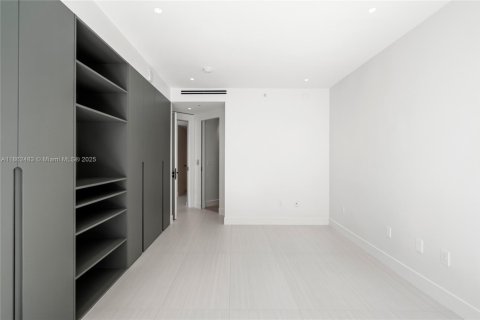 Condominio en venta en Miami, Florida, 3 dormitorios, 167.32 m2 № 1890867 - foto 21