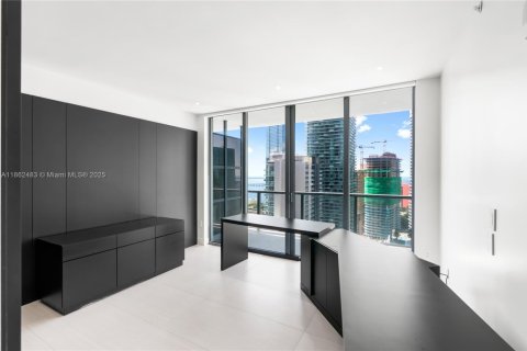 Condominio en venta en Miami, Florida, 3 dormitorios, 167.32 m2 № 1890867 - foto 20