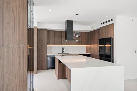 Condominio en venta en Miami, Florida, 3 dormitorios, 167.32 m2 № 1890867 - foto 4