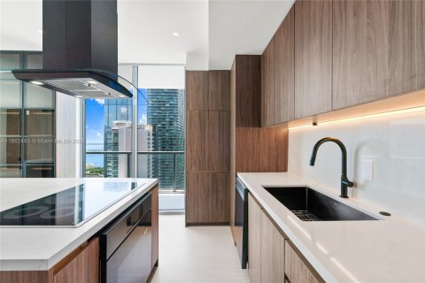 Condominio en venta en Miami, Florida, 3 dormitorios, 167.32 m2 № 1890867 - foto 2