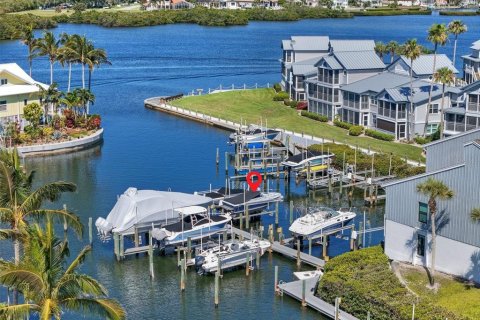 Condo in Sarasota, Florida, 2 bedrooms № 2150599 - photo 29