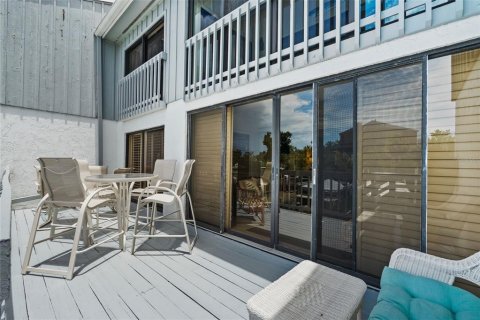 Condo in Sarasota, Florida, 2 bedrooms № 2150599 - photo 15