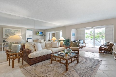 Condo in Sarasota, Florida, 2 bedrooms № 2150599 - photo 10