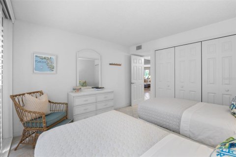 Condo in Sarasota, Florida, 2 bedrooms № 2150599 - photo 23