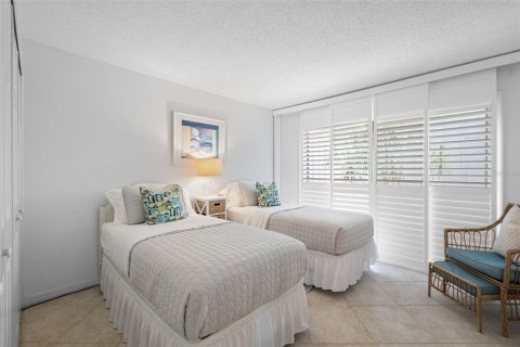 Condo in Sarasota, Florida, 2 bedrooms № 2150599 - photo 22