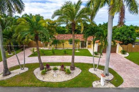 Купить виллу или дом в Хомстед, Флорида 3 спальни, 144м2, № 1972021 - фото 28