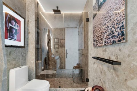 Copropriété à vendre à Miami, Floride: 2 chambres, 123.75 m2 № 2091120 - photo 14