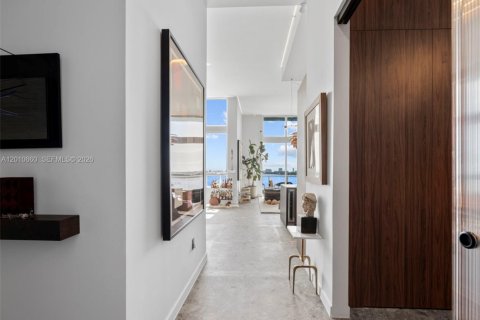 Copropriété à vendre à Miami, Floride: 2 chambres, 123.75 m2 № 2091120 - photo 17