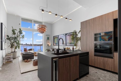 Copropriété à vendre à Miami, Floride: 2 chambres, 123.75 m2 № 2091120 - photo 5