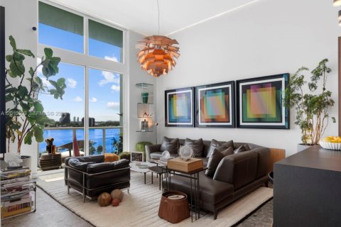 Copropriété à vendre à Miami, Floride: 2 chambres, 123.75 m2 № 2091120 - photo 4