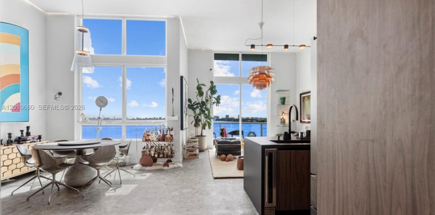 Condo à Miami, Floride, 2 chambres  № 2091120