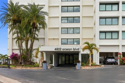 Condominio en venta en Sarasota, Florida, 1 dormitorio, 76.18 m2 № 2100200 - foto 8