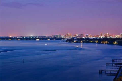 Condominio en venta en Sarasota, Florida, 1 dormitorio, 76.18 m2 № 2100200 - foto 6
