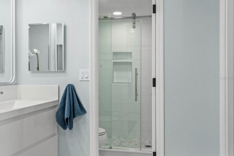 Condominio en venta en Sarasota, Florida, 1 dormitorio, 76.18 m2 № 2100200 - foto 24