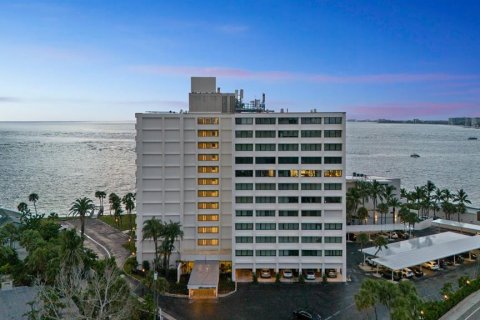 Condominio en venta en Sarasota, Florida, 1 dormitorio, 76.18 m2 № 2100200 - foto 4