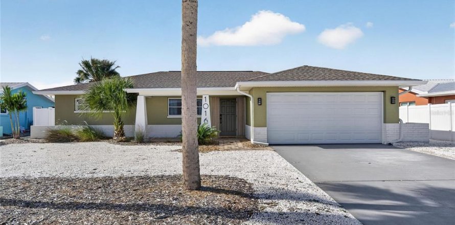 Villa ou maison à Apollo Beach, Floride 3 chambres, 124.49 m2 № 2437403