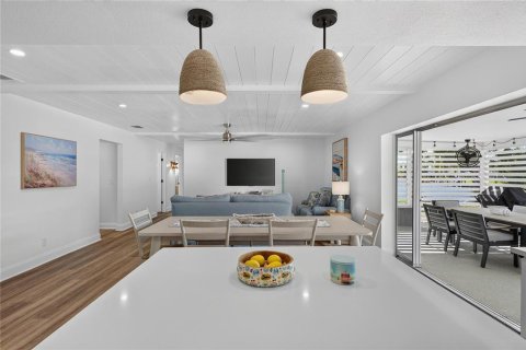 Villa ou maison à vendre à Apollo Beach, Floride: 3 chambres, 124.49 m2 № 2437403 - photo 22