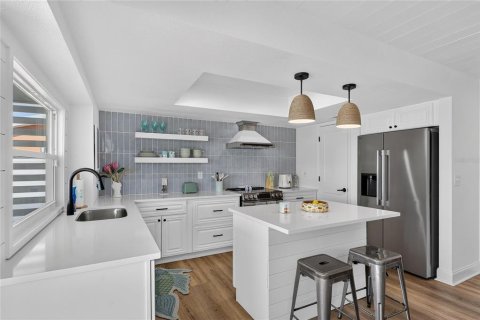 Villa ou maison à vendre à Apollo Beach, Floride: 3 chambres, 124.49 m2 № 2437403 - photo 5