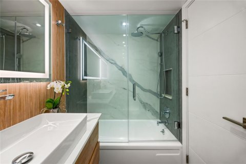 Купить кондоминиум в Авентура, Флорида 1 комната, 98.29м2, № 1981628 - фото 14