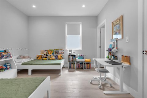 Touwnhouse à vendre à Miami, Floride: 3 chambres, 212.19 m2 № 2247889 - photo 19